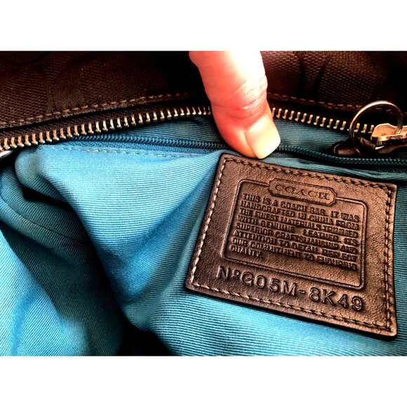 COACH - SIGNATURE AQUA BLACK JACQUARD PURSE - Picture 9 of 13